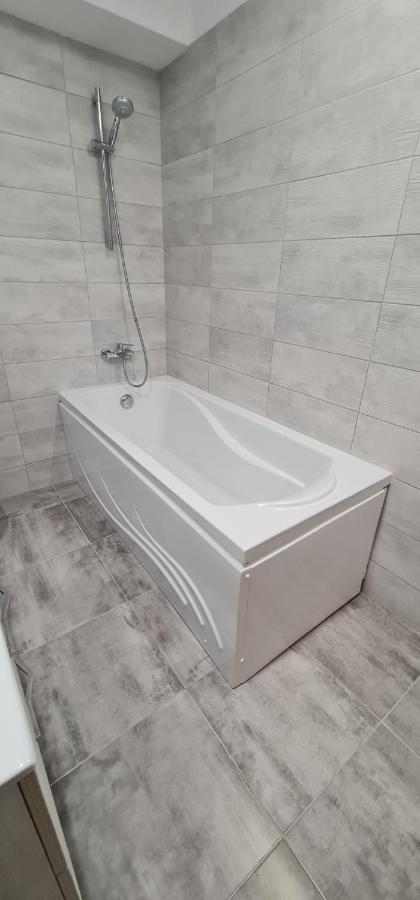 Apartament 2 camere Bacovia Bacău Exterior foto